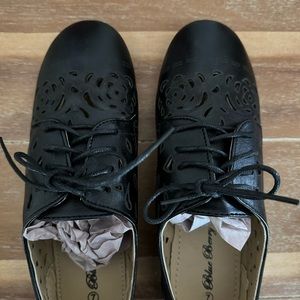 NWOT Nasty Gal cutout lace-up flats